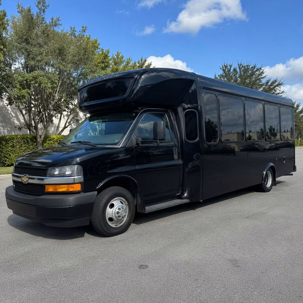 party buses for prom night in kansas city are the ultimate upgrade